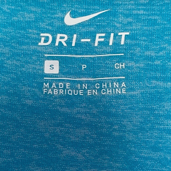 NIKE  DRY FIT tee shirt. - Picture 2 of 4
